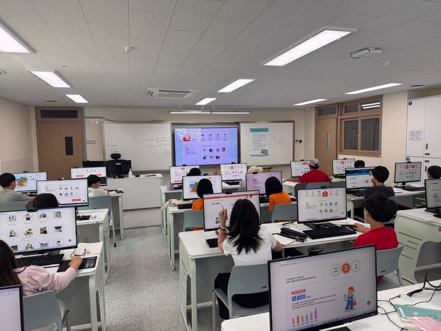 경기도 과천시내 초등학교 AI활용교육 운영 프로젝트 썸네일
